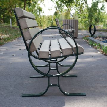 Walden Circle Arm Bench