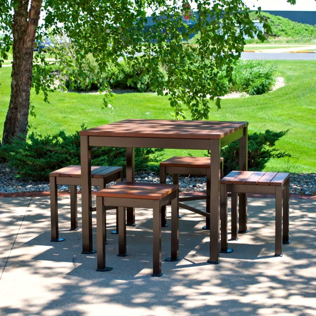 MNT-3-WI-P shown with Monona Stools (MNS-WI-P)