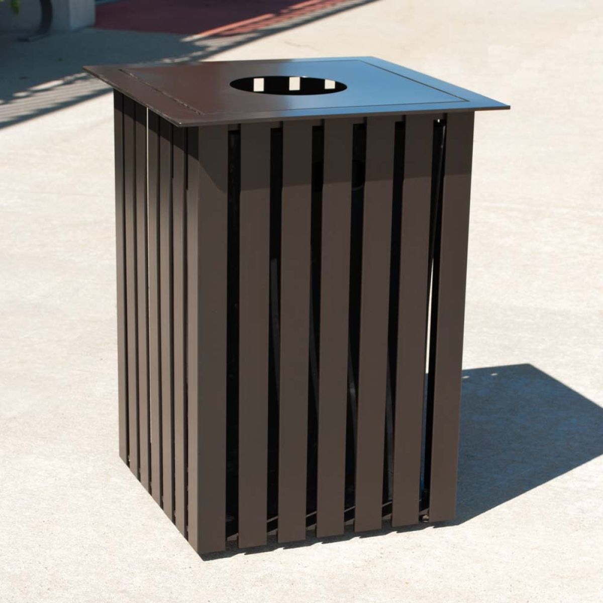 Arcadia Litter Receptacle