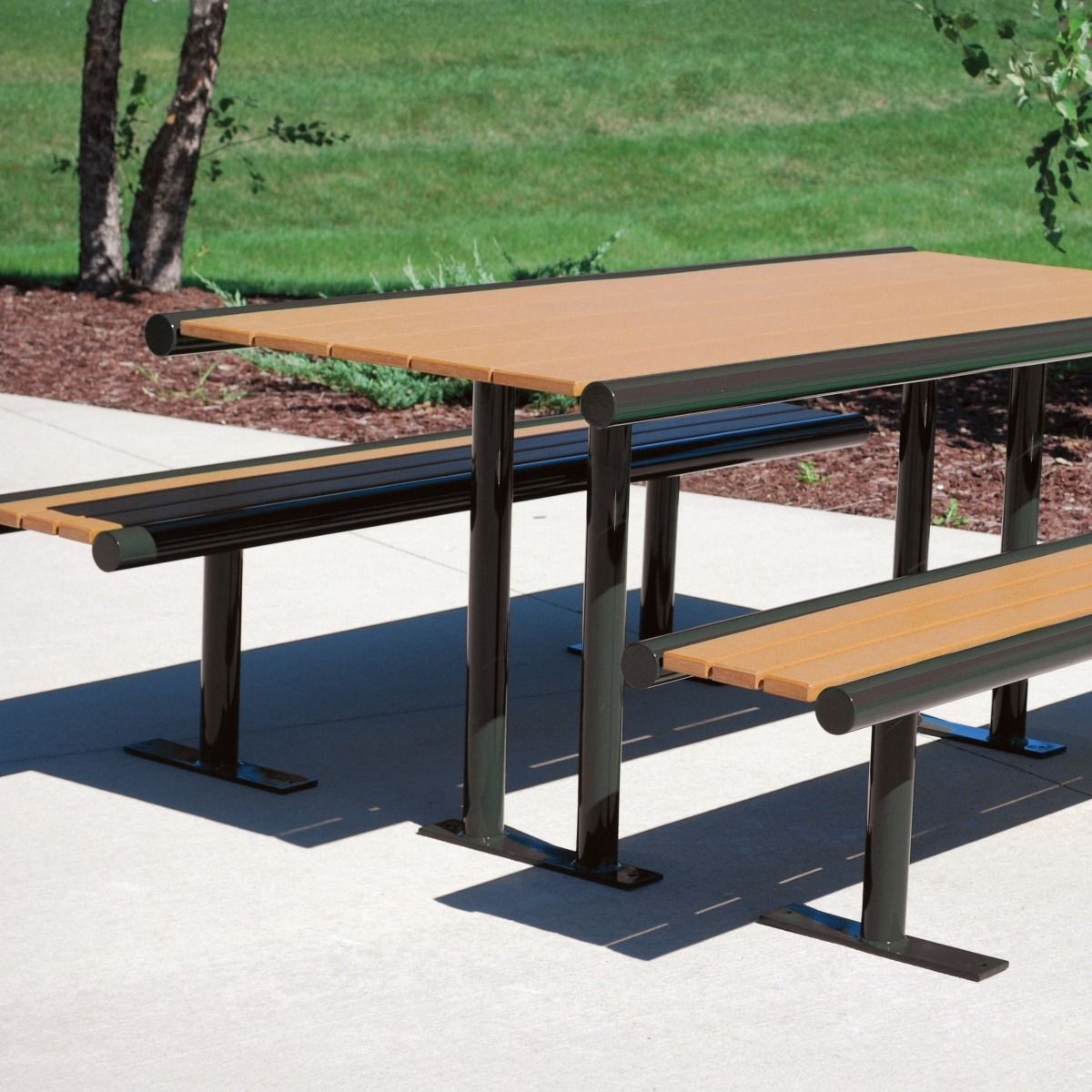 Fairway Picnic Table