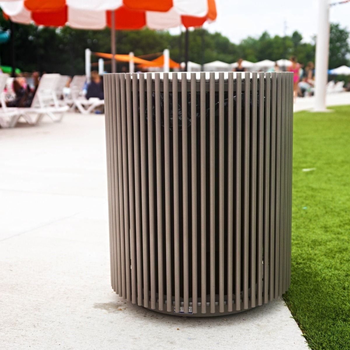 Genova Receptacle