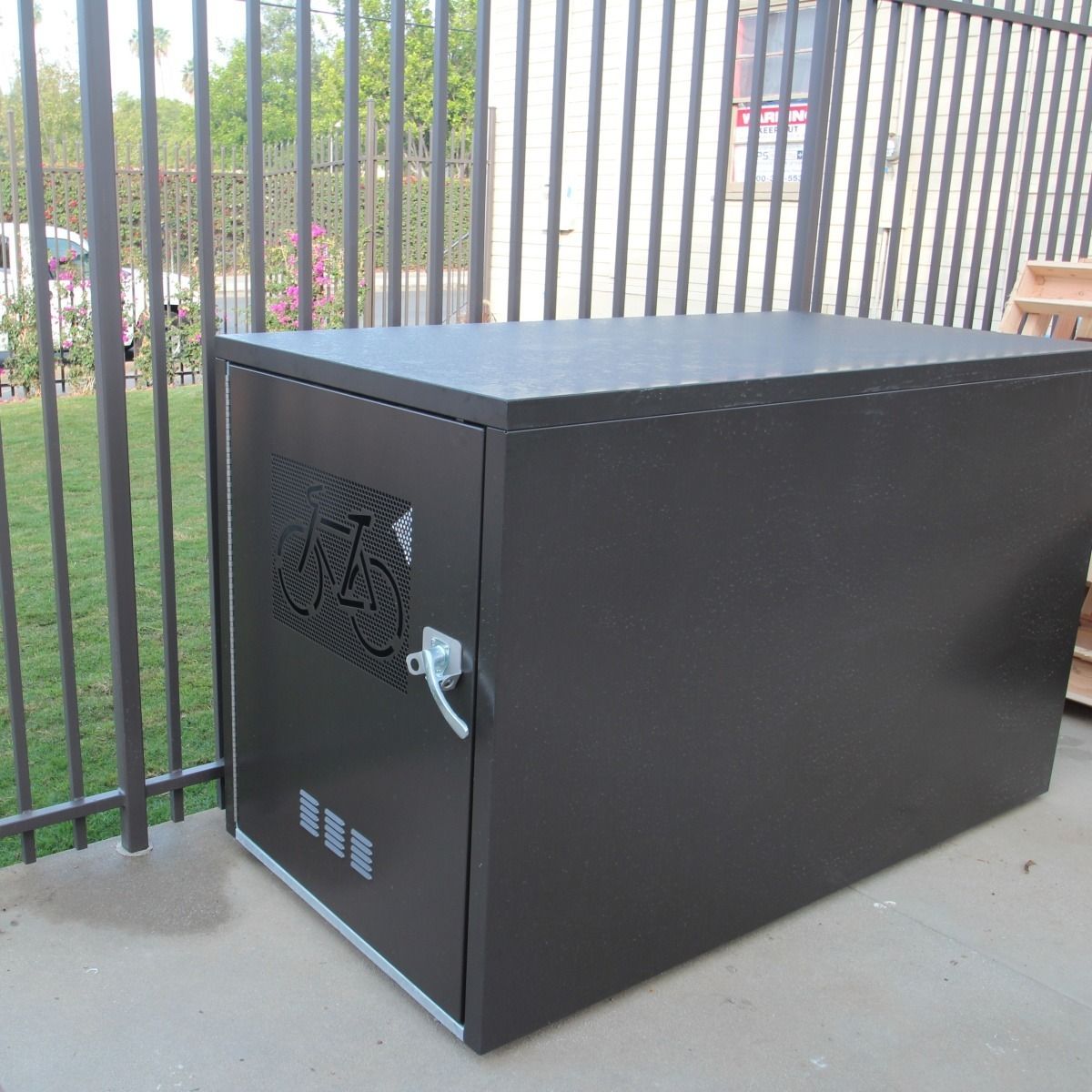 MadLocker™