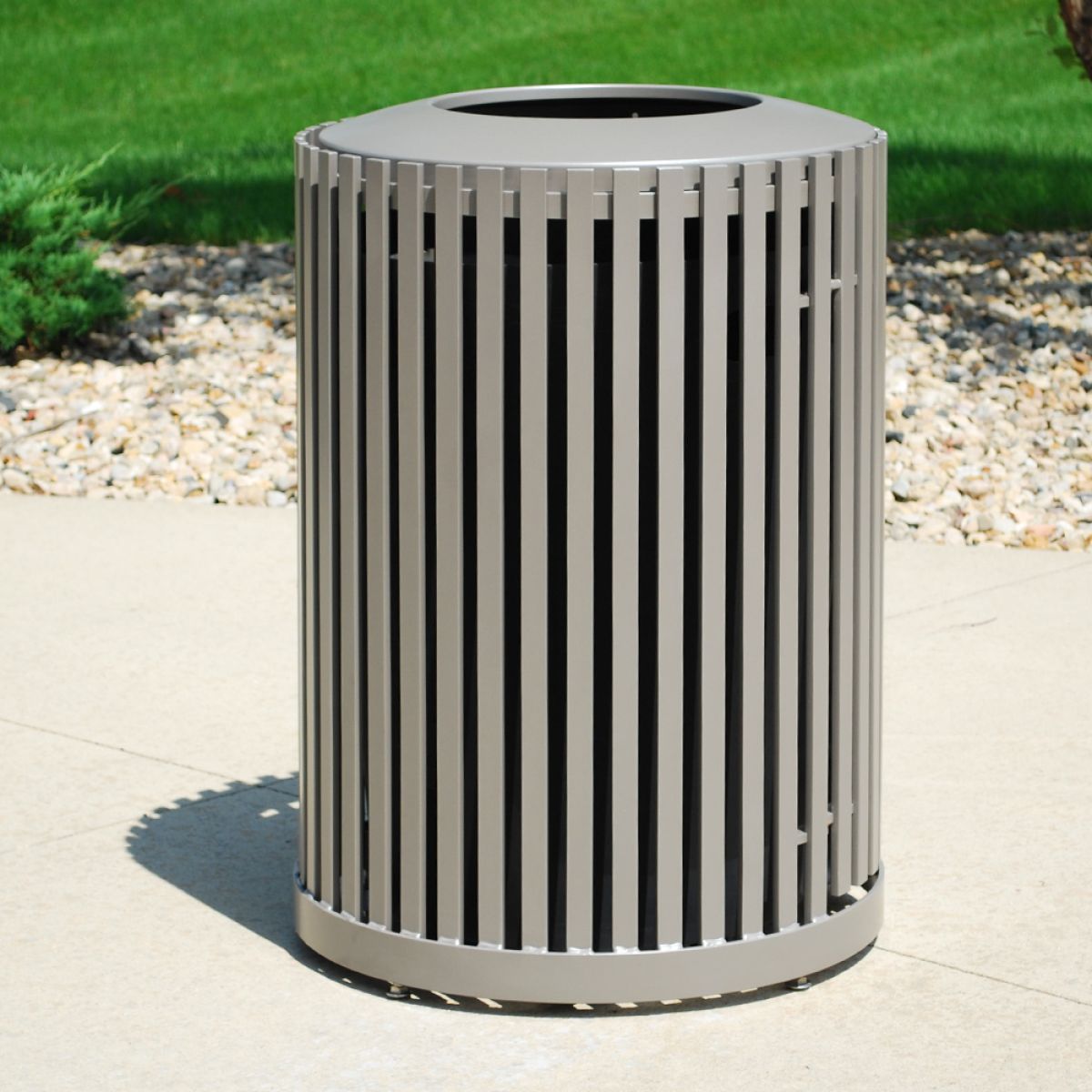 Chandler Receptacle